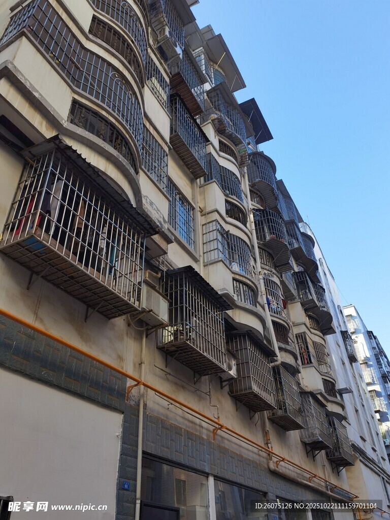 老旧居民楼外观景象