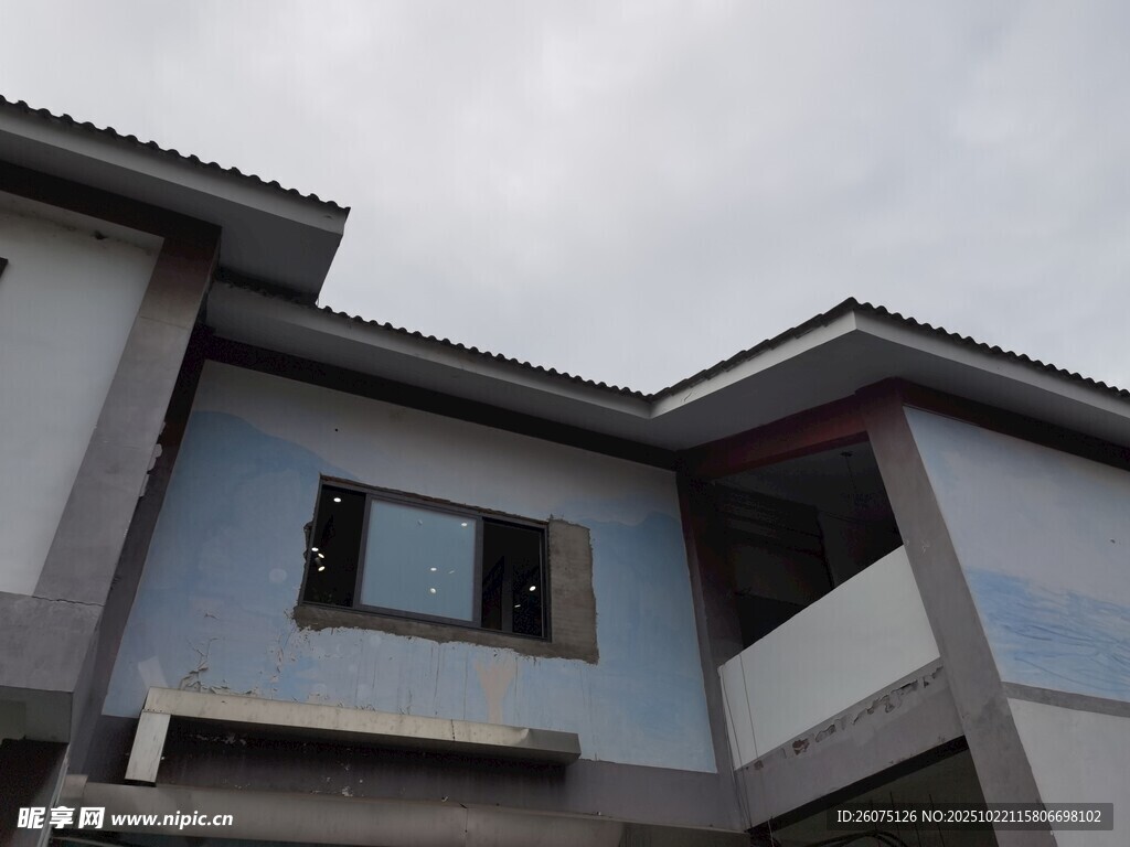 现代风格两层住宅外观