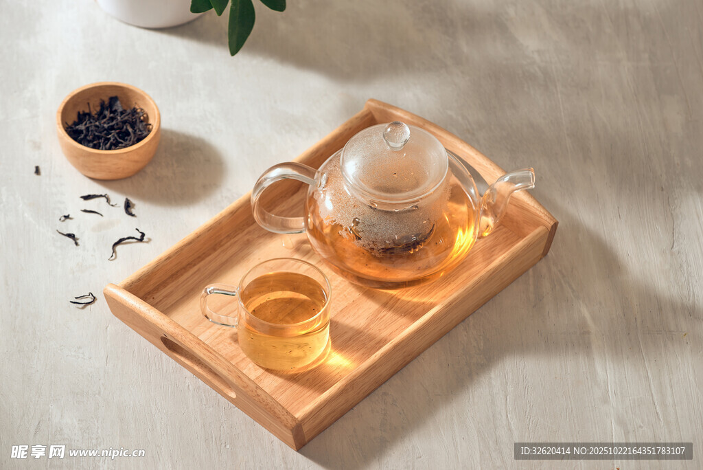泡茶 茶水