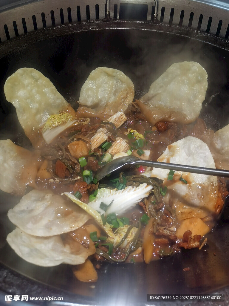 地锅鸡