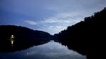 宁静湖畔夜色美景