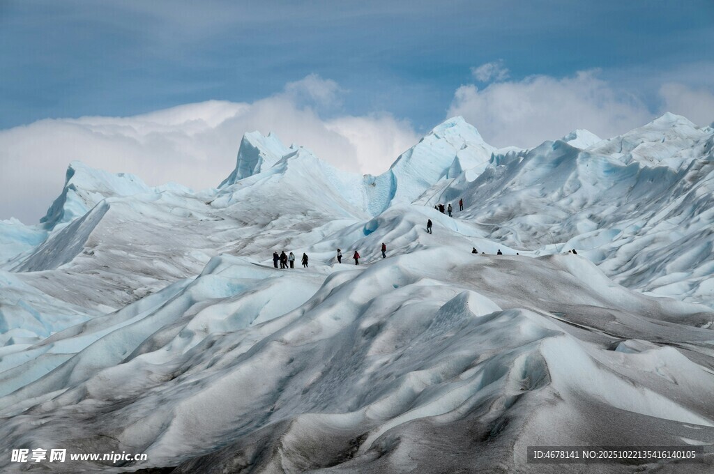壮丽雪山景色