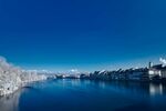 冬日静谧湖景风光