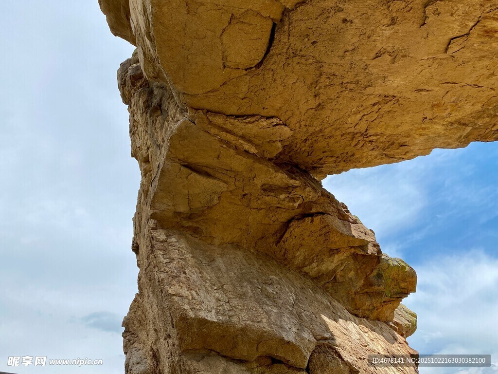 奇特岩石景观
