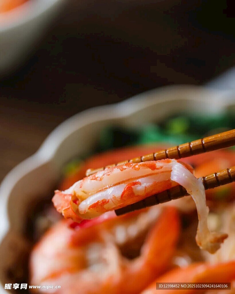 美味鲜虾炒面特写