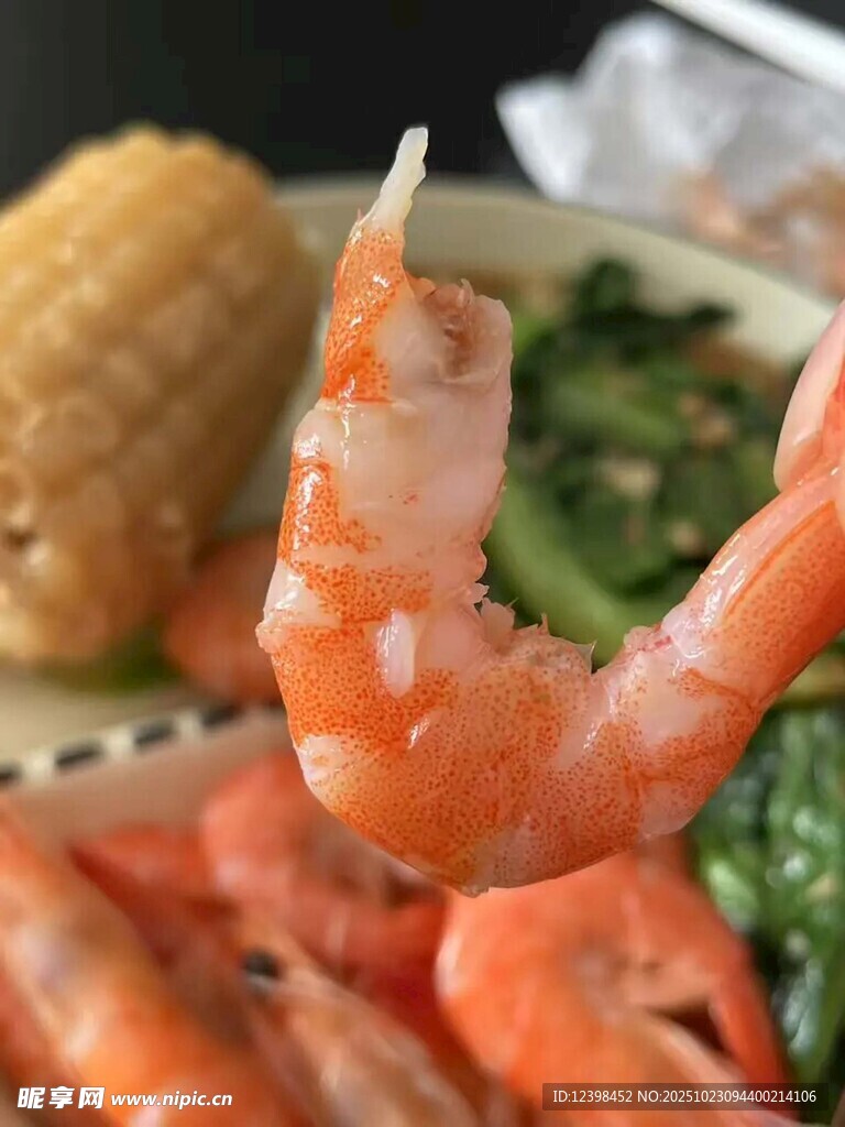 鲜虾蔬菜玉米健康餐