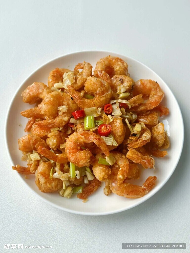 美味虾仁炒时蔬