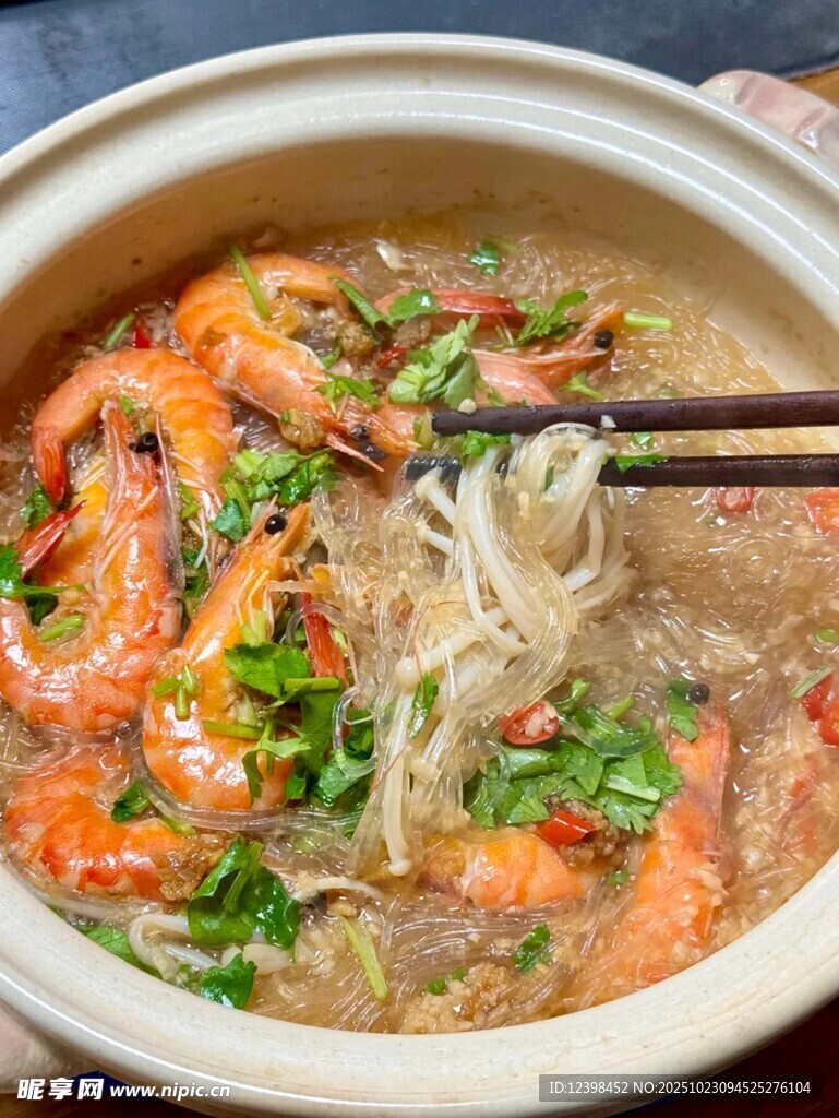 鲜虾米线煲