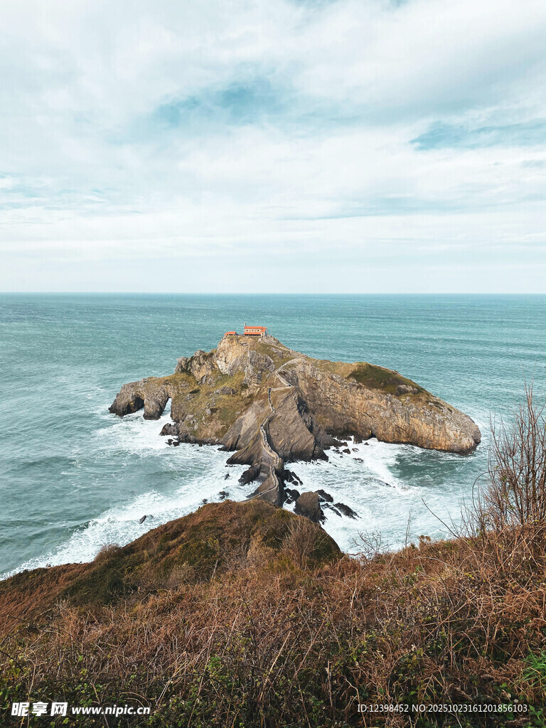 海边孤岩