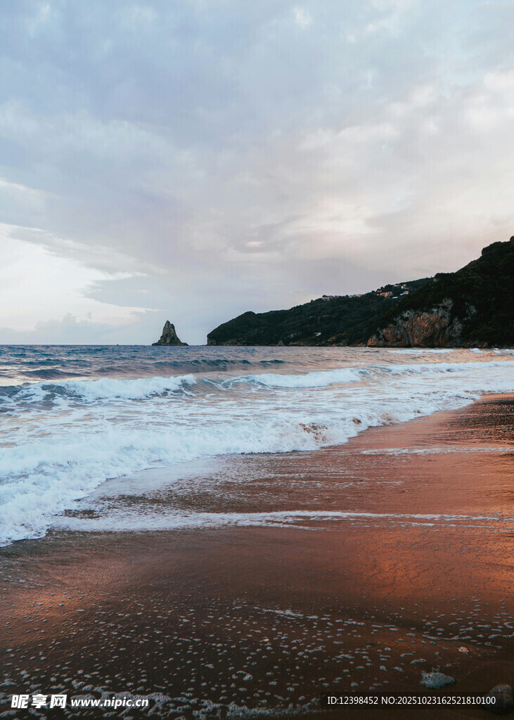 海边日落沙滩美丽景致