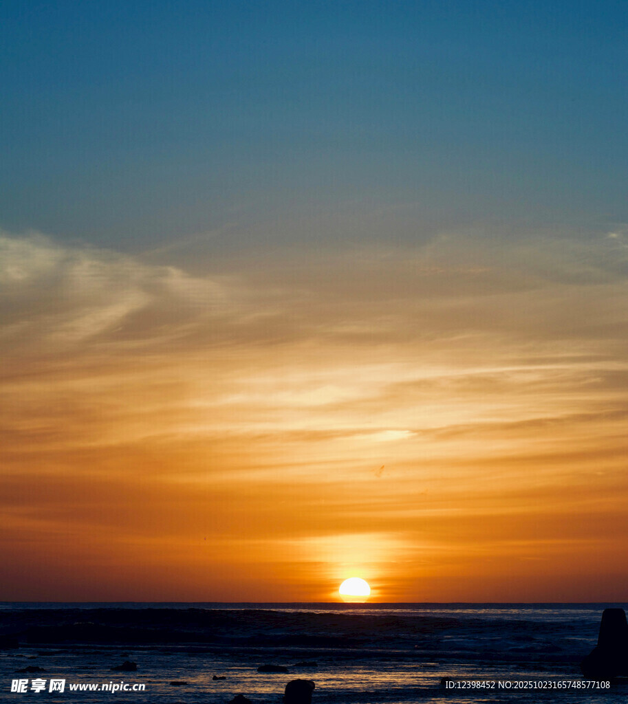 海边壮丽日落美景