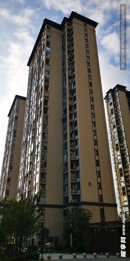 高层住宅楼景观