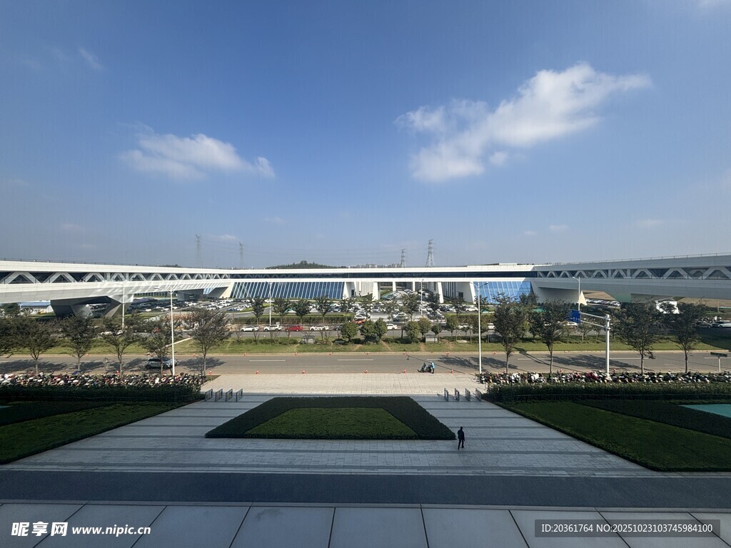 现代建筑广场开阔景观