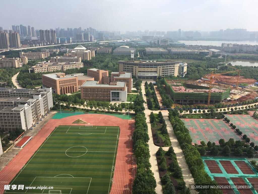 俯瞰校园景观