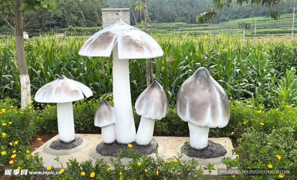 户外蘑菇雕塑景观