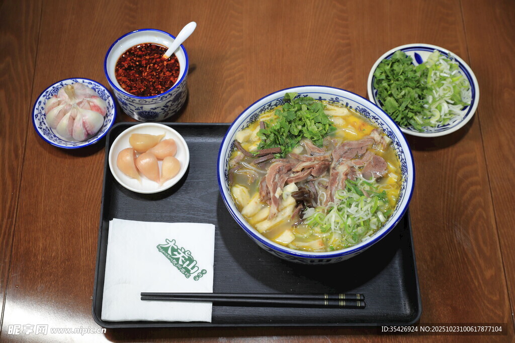 陇州羊肉泡馍