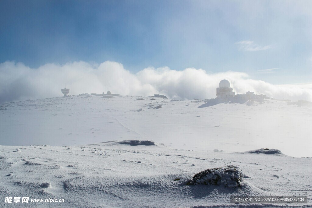 雪山壮丽雪景