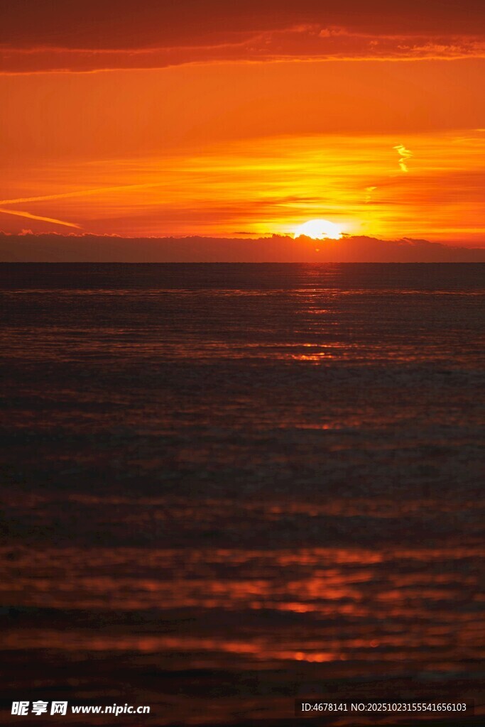 海上日落美景