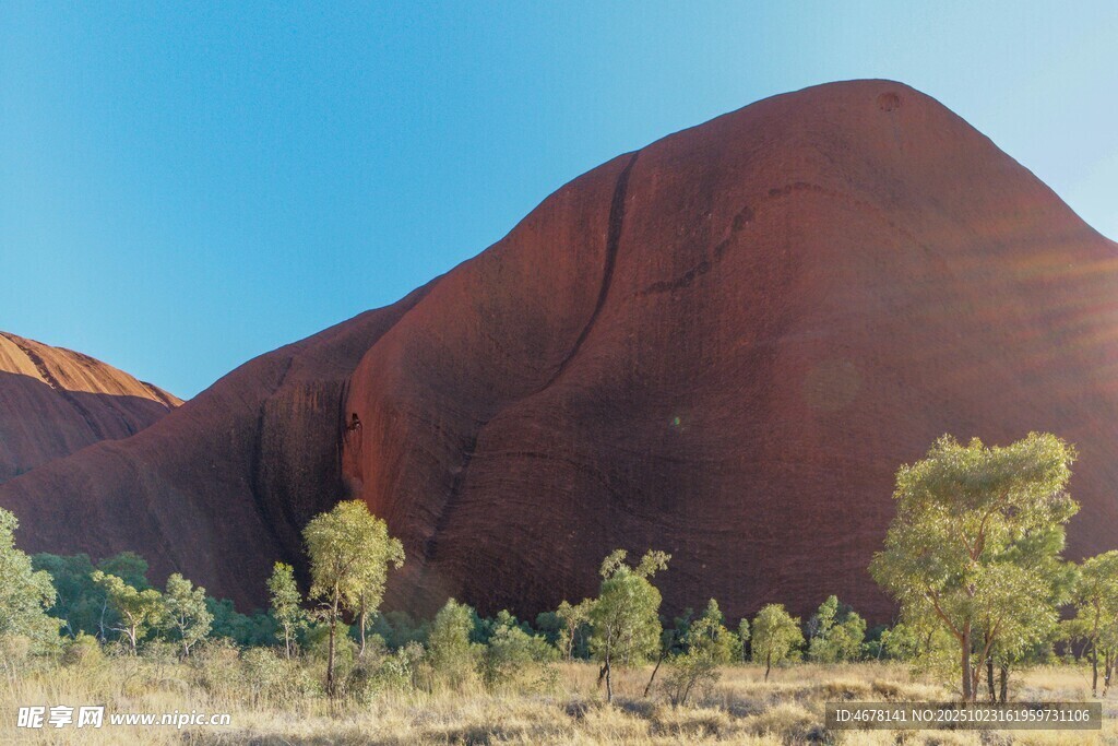 澳大利亚乌鲁鲁巨石景观