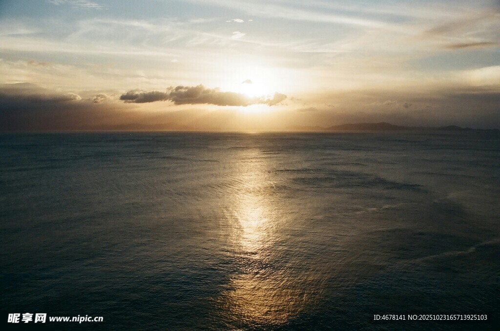 海上日落美景