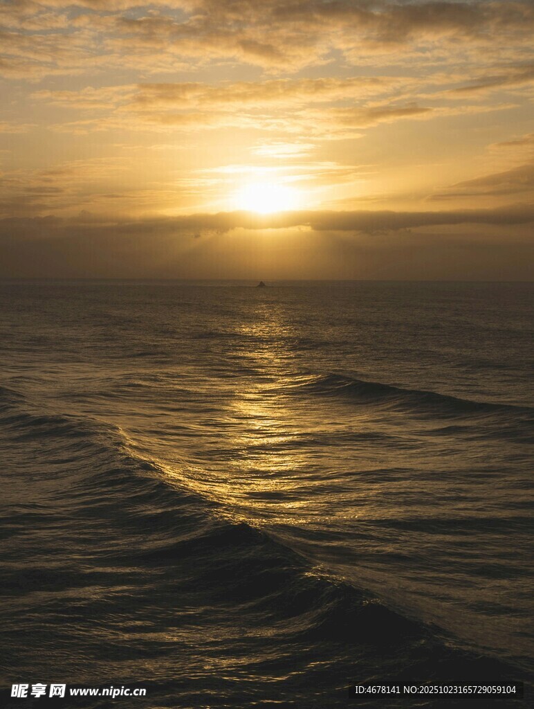 海上日出美景