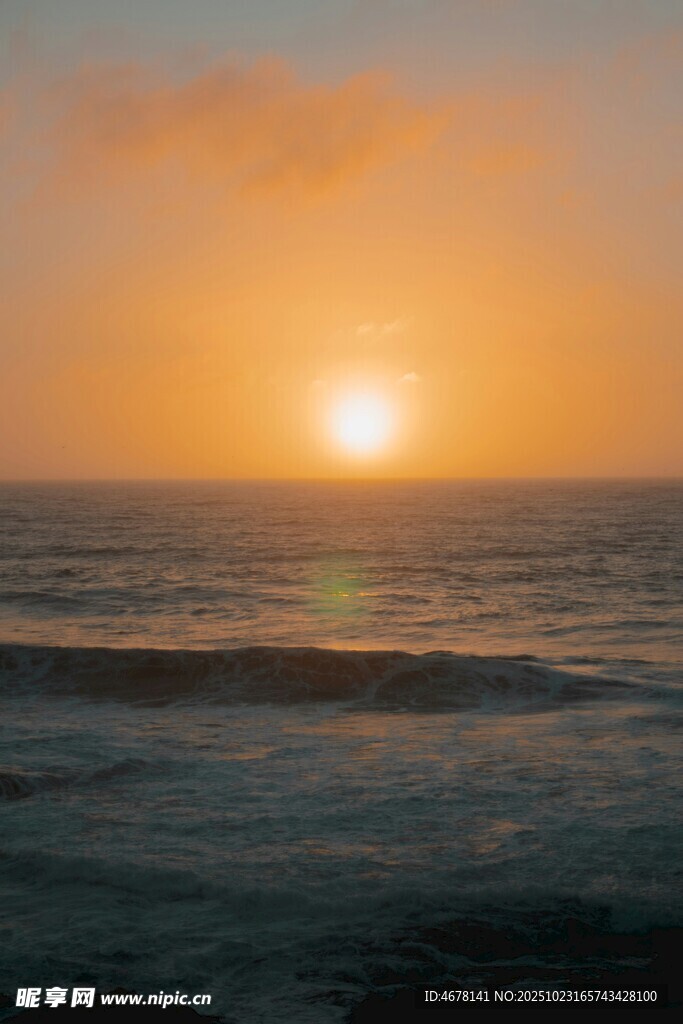 海上日落美景