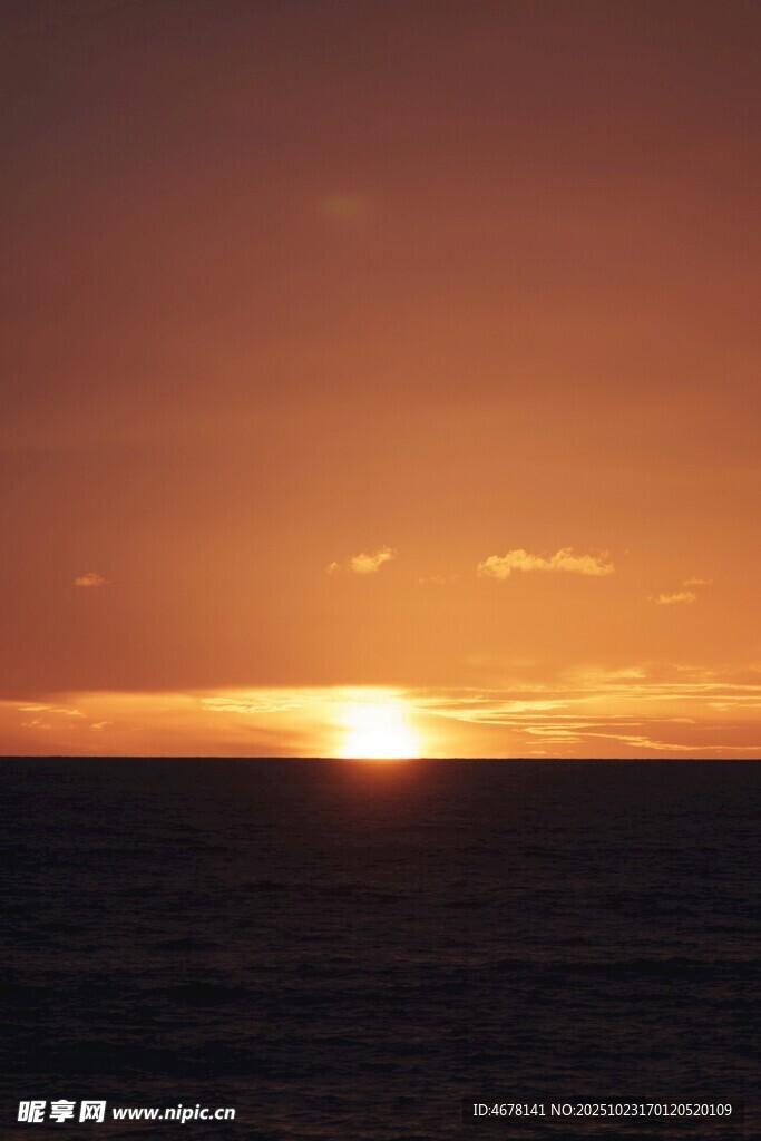 海上日落美景