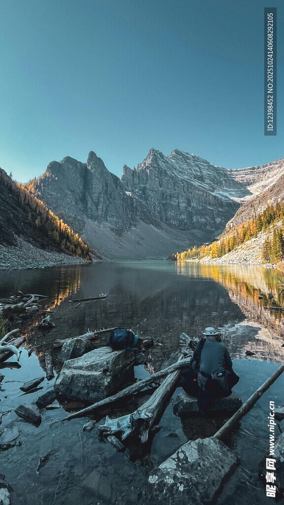 静谧山水间的自然美景