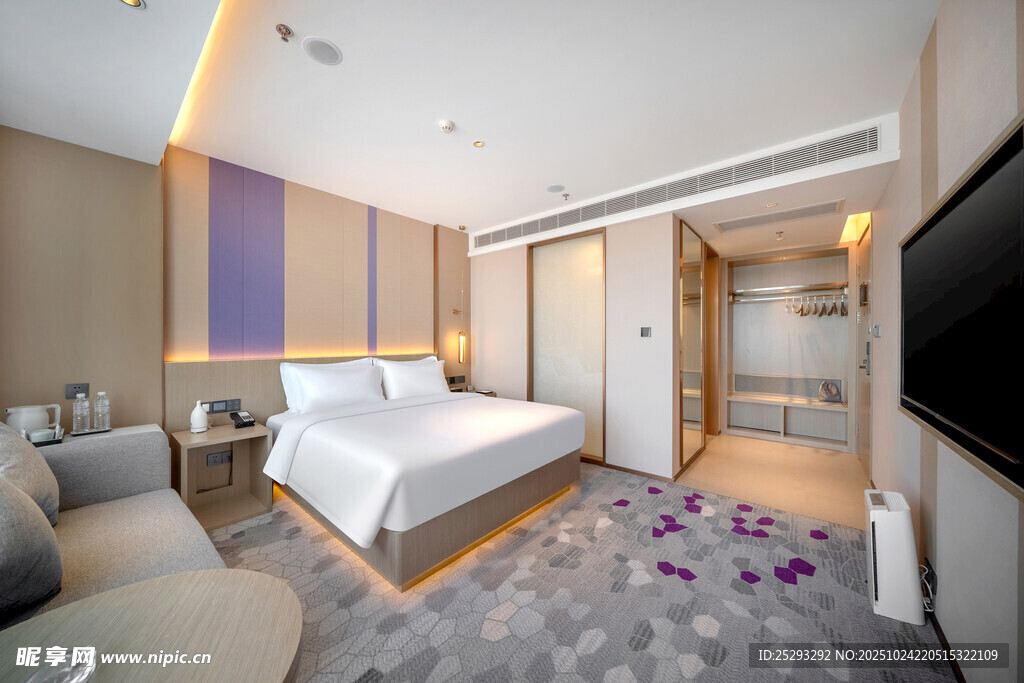 温馨雅致的现代风格酒店客房