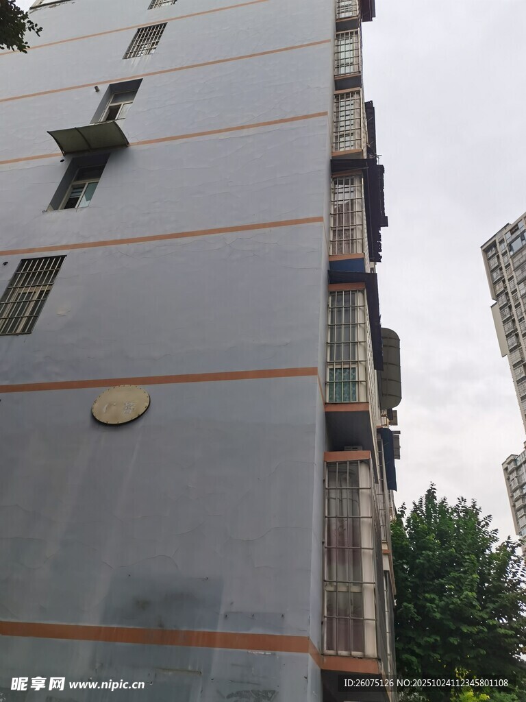 现代风格高层住宅楼外观