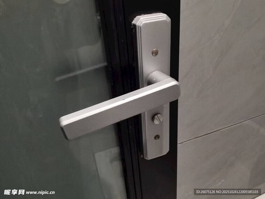 现代简约风格室内门把手