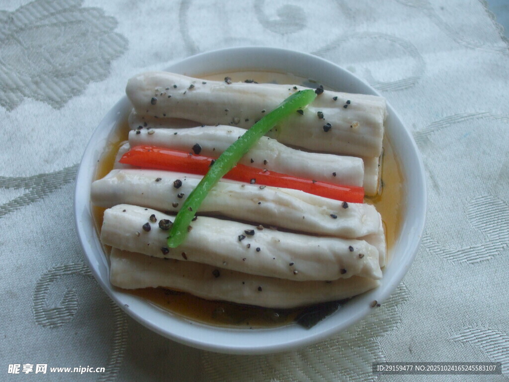 美味卷饼摆盘精致诱人