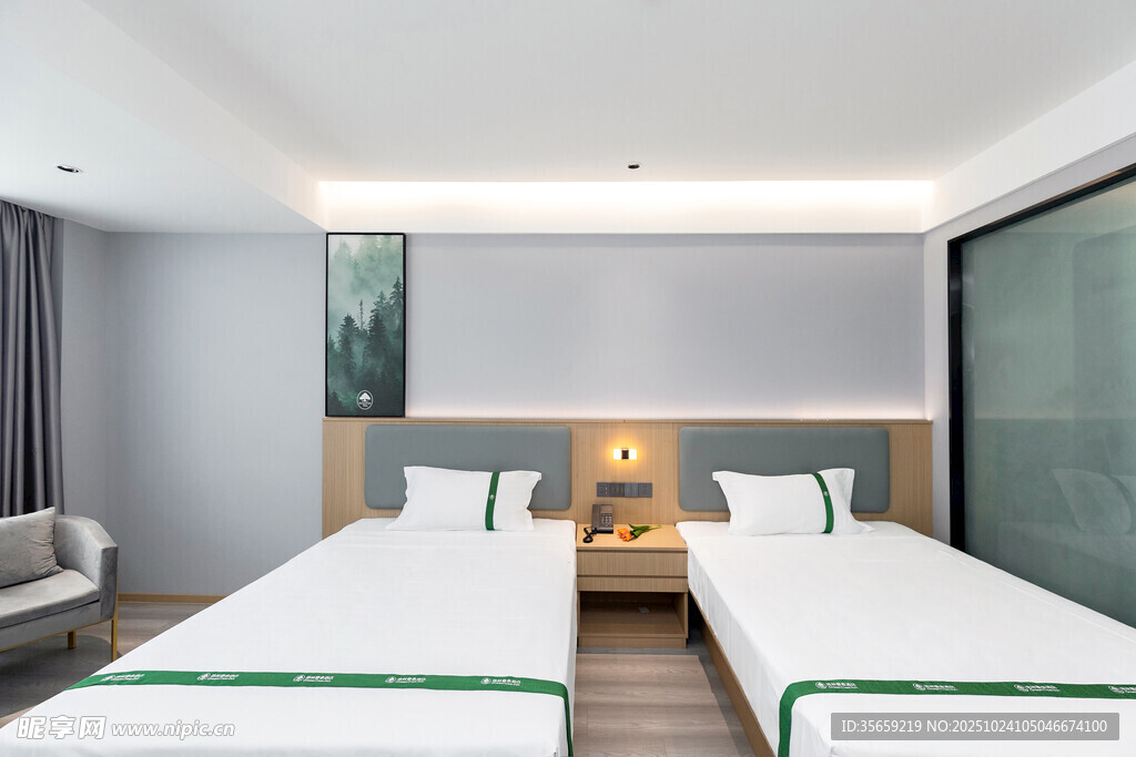 现代简约风格双床酒店客房