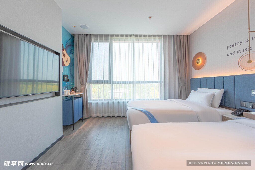 现代简约风格酒店客房