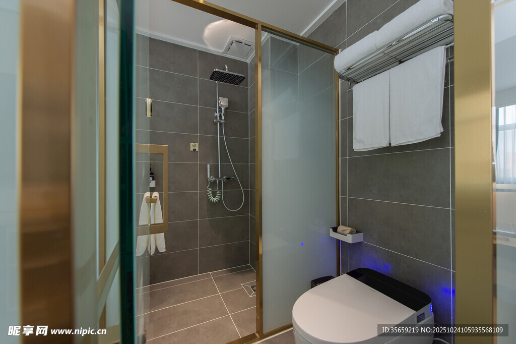 现代简约风卫生间一角