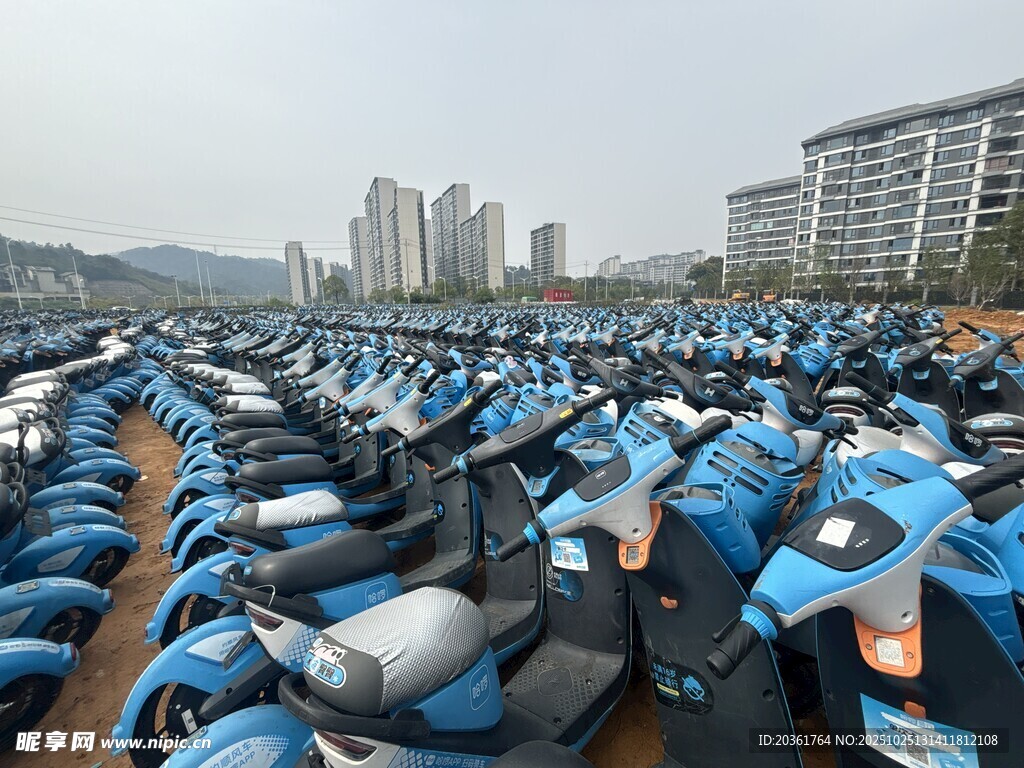 大量共享电动车停放场景