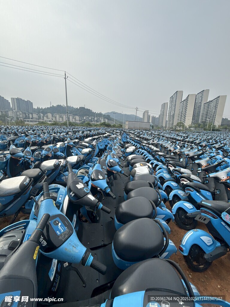 大量共享电动车停放场景