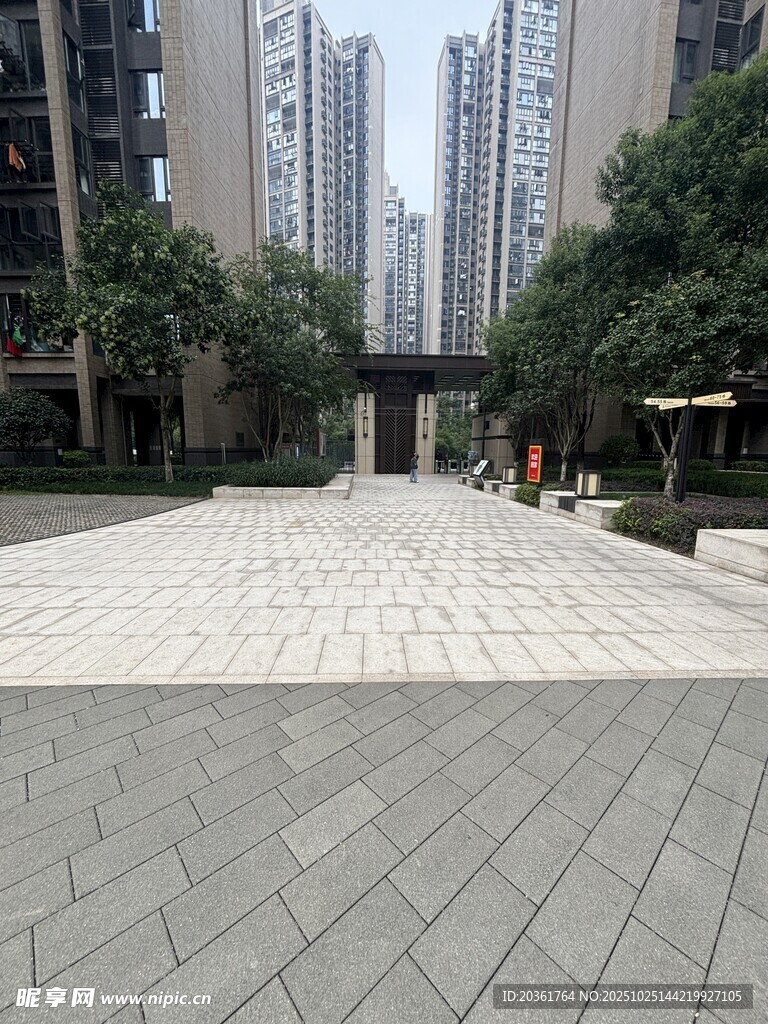 城市中的开阔广场空间
