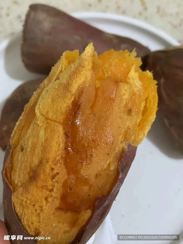 香甜烤红薯特写