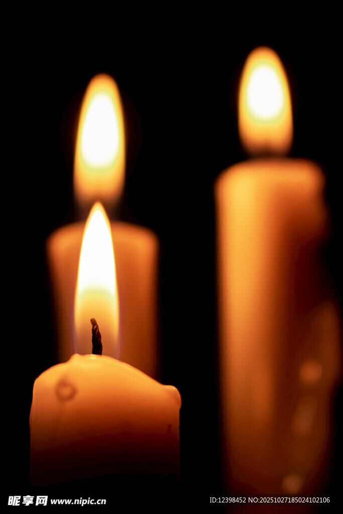 燃烧的蜡烛