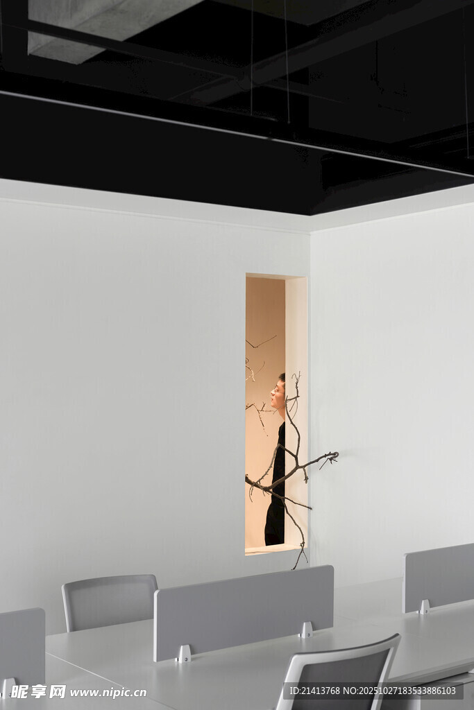 现代简约会议室装饰一角