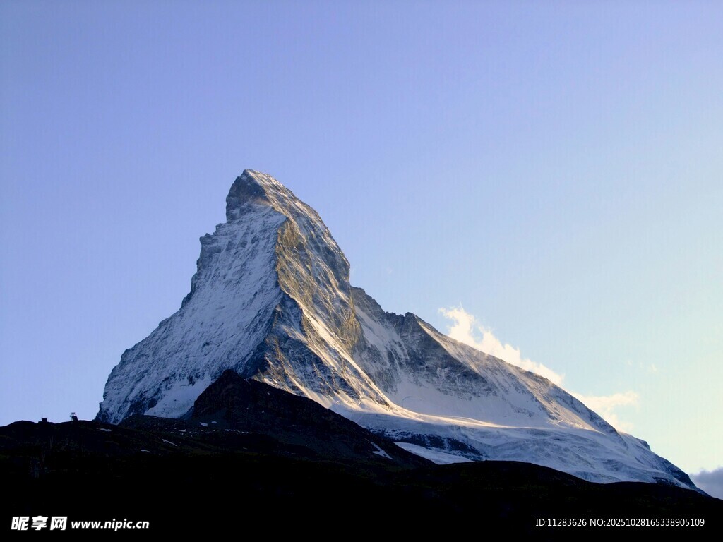 马特洪峰壮丽雪景