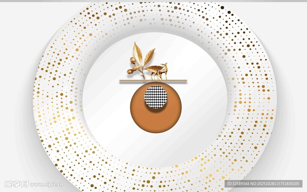 精致甜点摆放在白色餐盘上