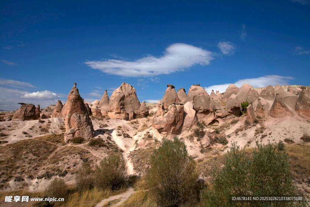 卡帕多西亚独特地貌景观