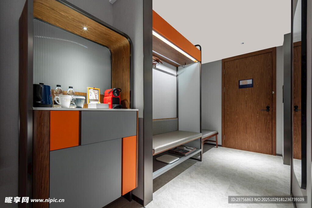 现代简约风走廊储物空间