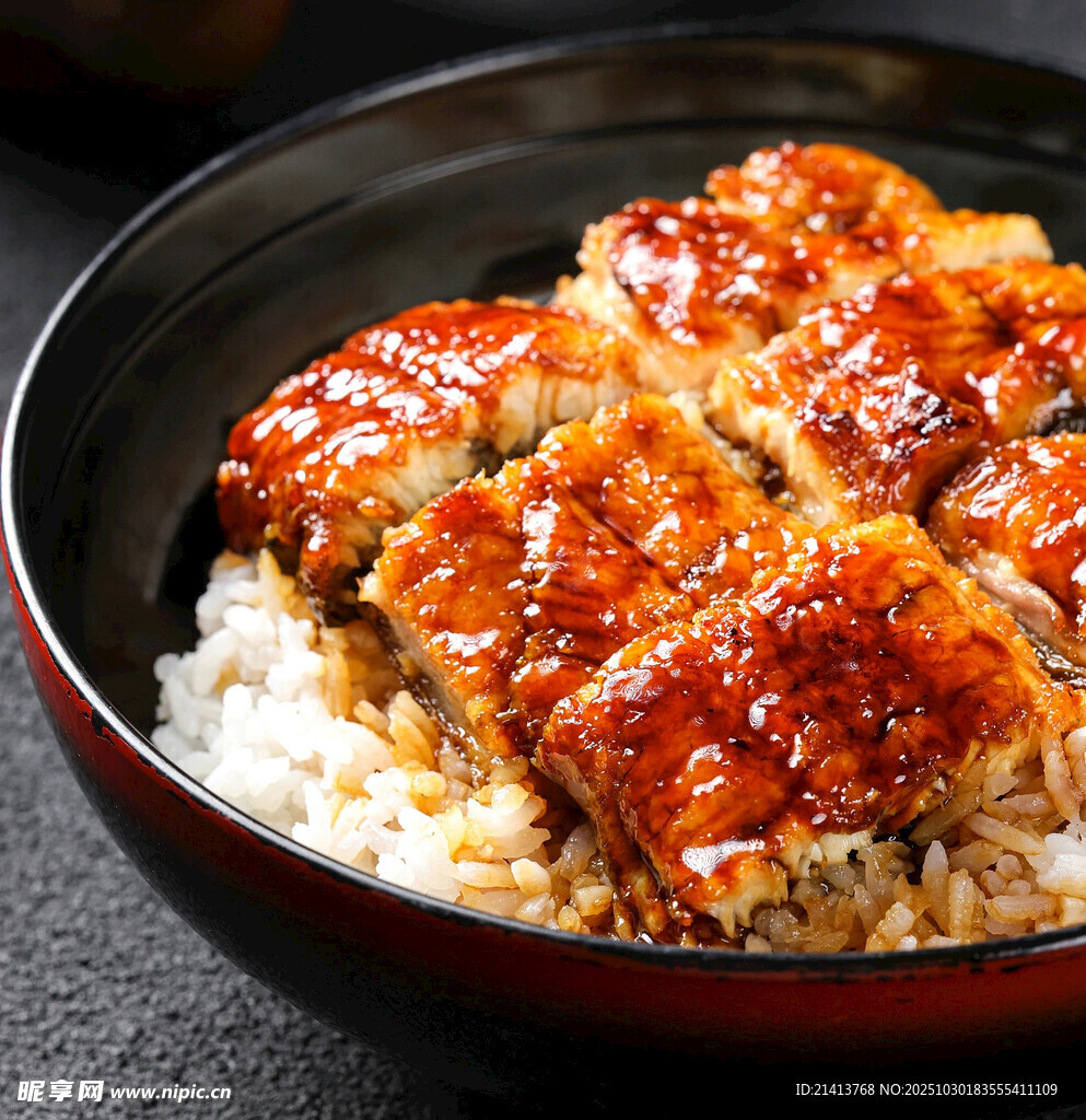 美味鳗鱼盖饭