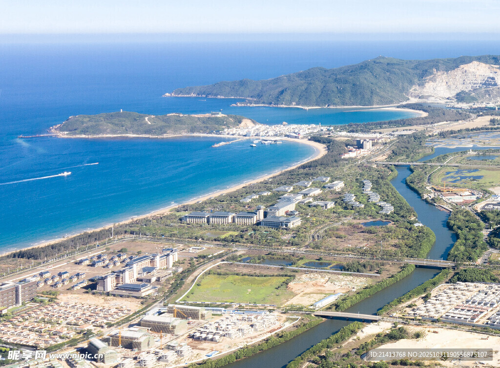 海滨城市美丽风光俯瞰图