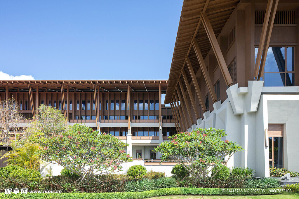 现代风格木质结构建筑景观