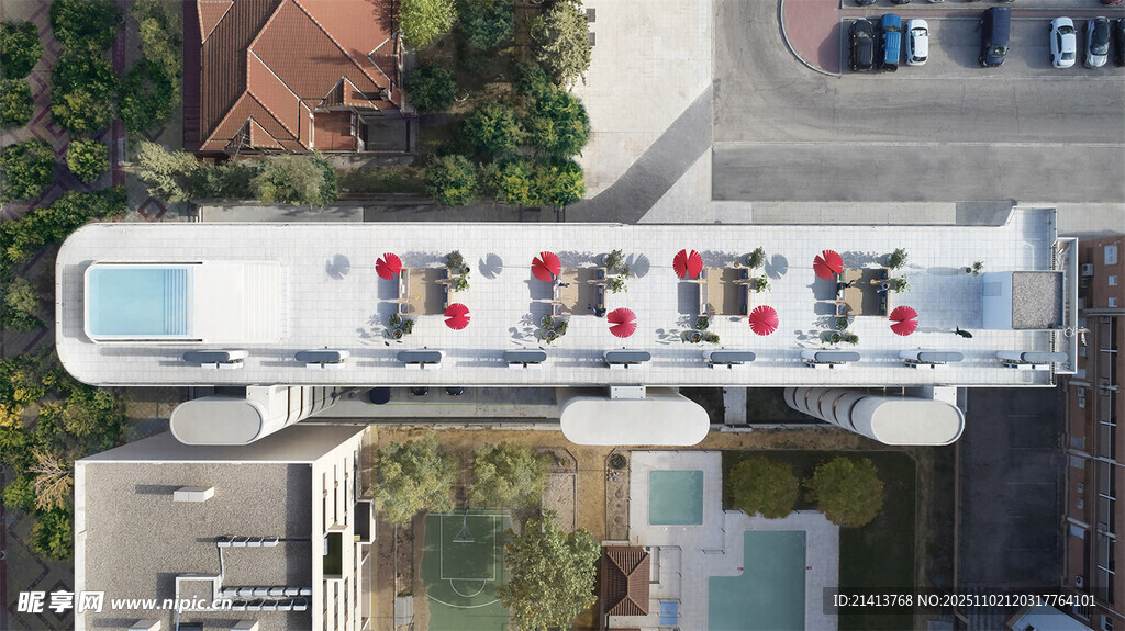 屋顶汽车排列景观