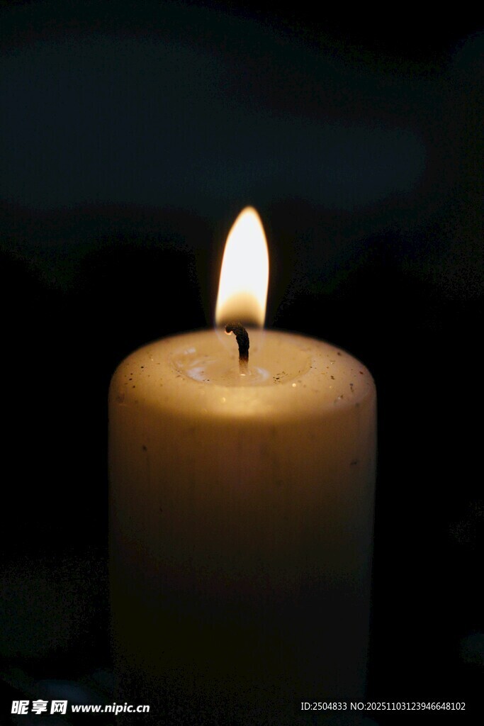 燃烧的蜡烛